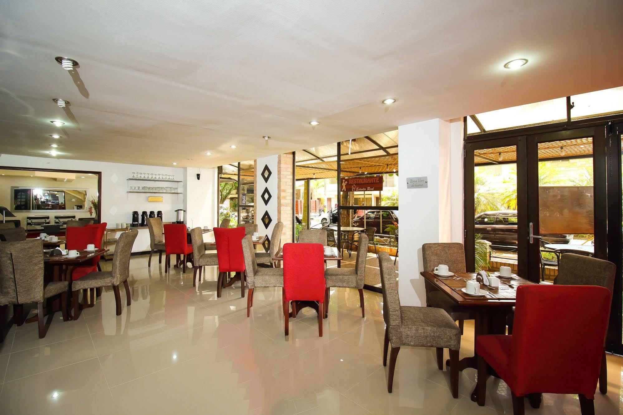 Hotel Estadio Real Medellin Exterior photo