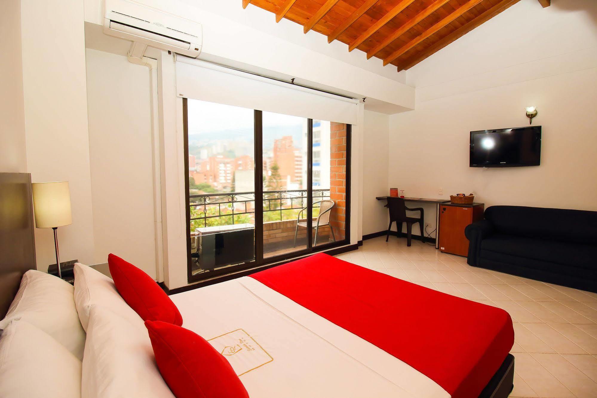 Hotel Estadio Real Medellin Exterior photo